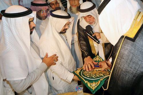 الدكتور صالح الشيبي: تسليم سدانة المسجد الحرام