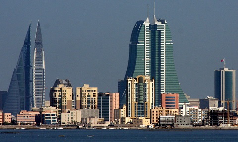 إغلاق قاعات الرقص في البحرين: قرار ملكي
