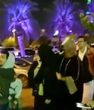 فتاة بقناع حمار بالرياض: فيديو يثير الجدل