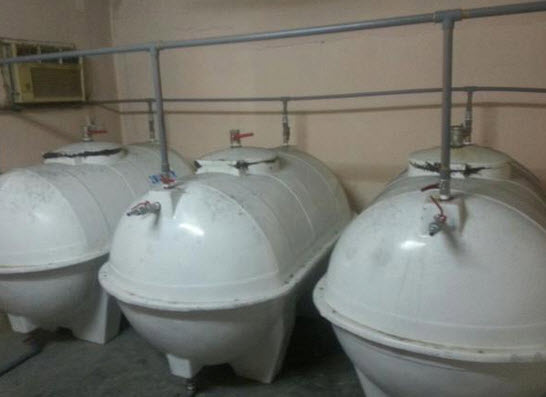 ضبط مصنع خمور ضخم في بريدة (بالصور)