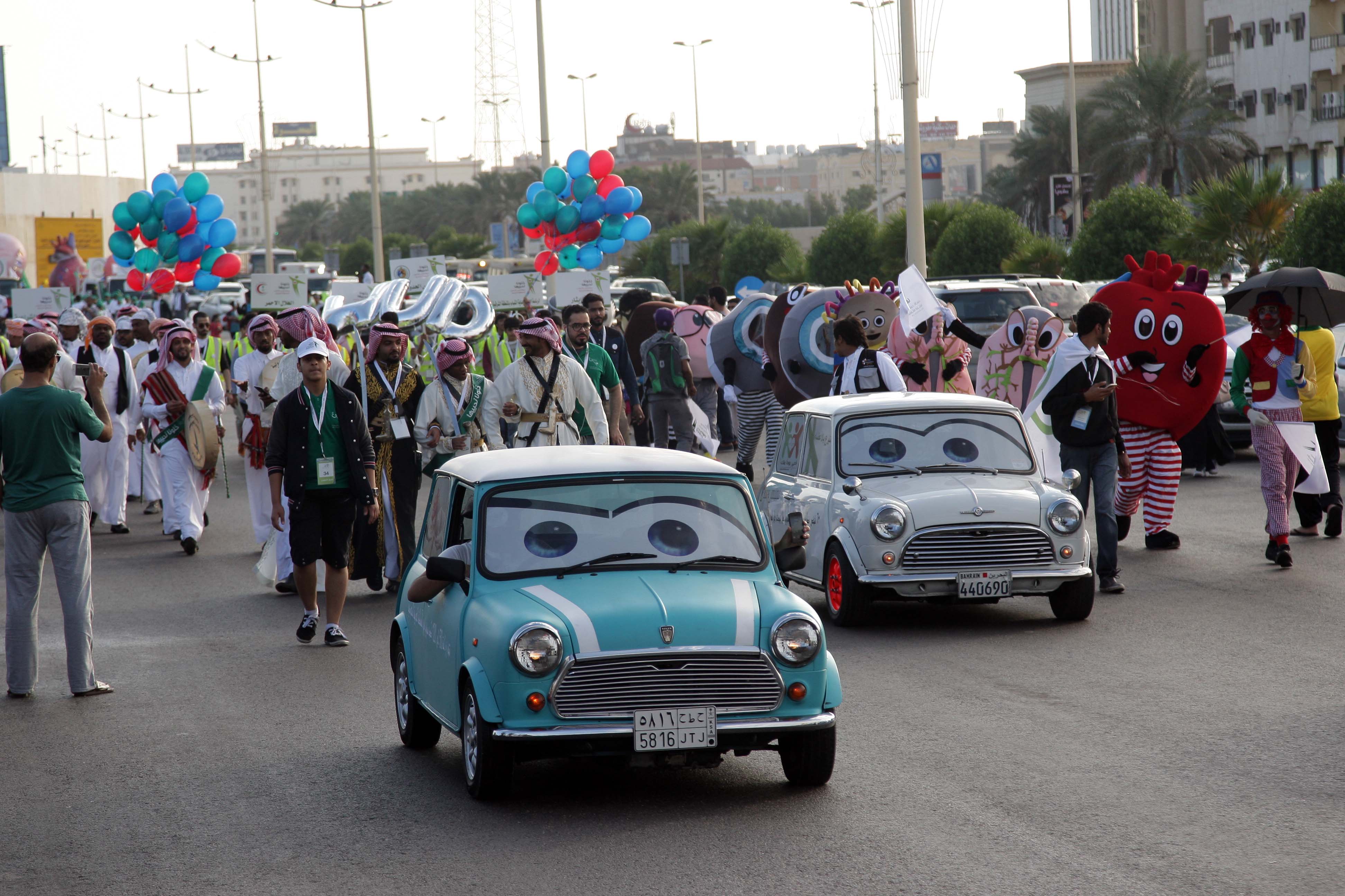 «خلونا نحييها» تدخل جينس للأرقام القياسية