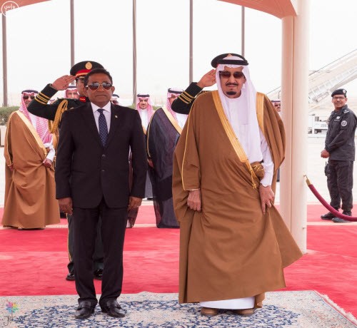 خادم الحرمين يستقبل رئيس المالديف