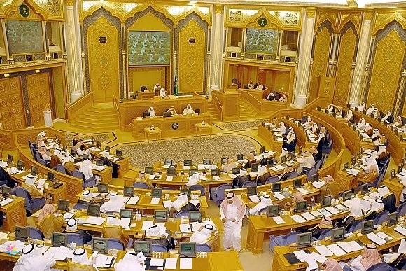 تشديد عقوبة السعودة الوهمية: تصويت الشورى