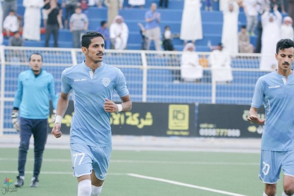 الباطن يتصدر دوري الأولى: فوز ثمين!