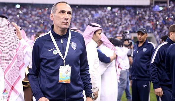 غياب إدواردو وديقاو: دونيس يعلن التشكيلة