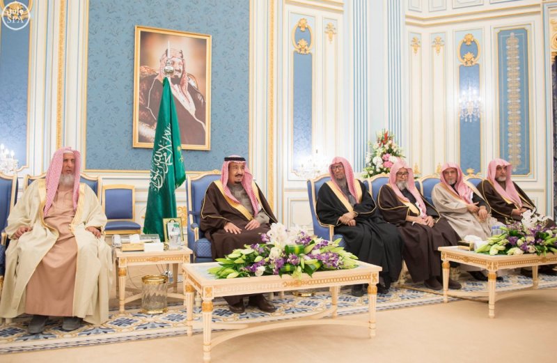 استقبال خادم الحرمين: تفاصيل كاملة