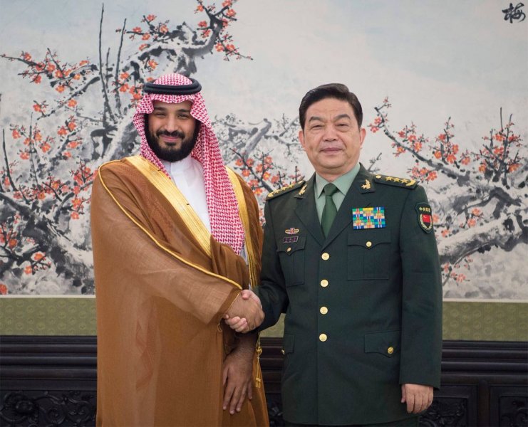ولي ولي العهد يلتقي وزير الدفاع الصيني