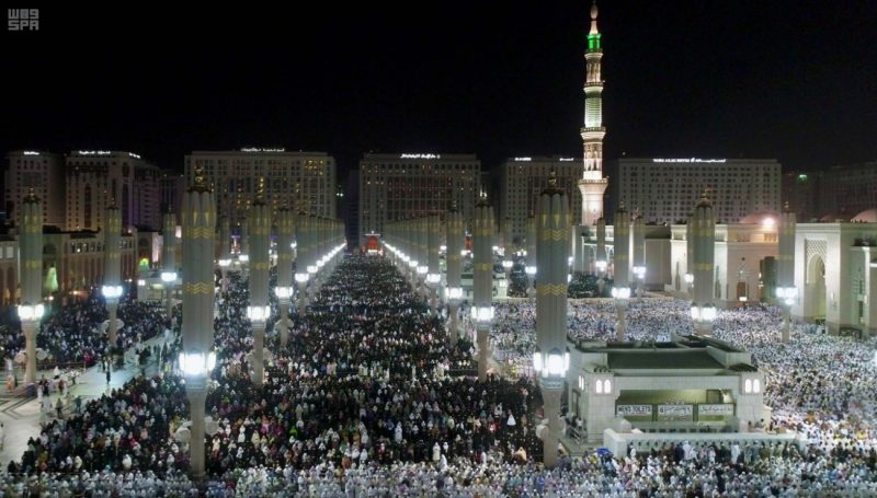 شاهد..أكثر من مليون مصل يشهدون ختم القرآن الكريم في المسجد النبوي