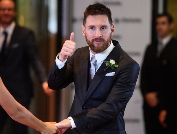 برشلونة يمدد عقد ميسي حتى 2021