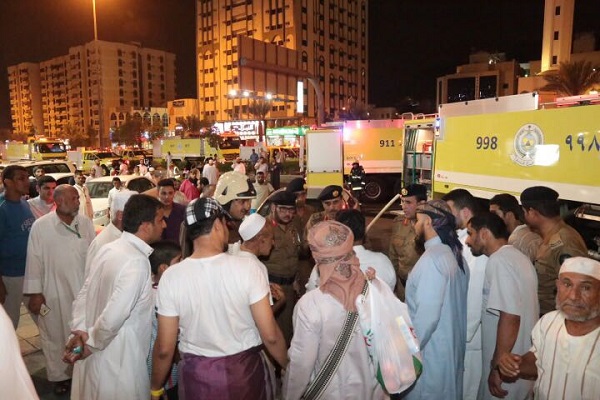 إخلاء فندق بالعزيزية من ( 15) طابق يقطنه أكثر من (600)حاج تركي ويمني