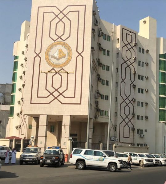 ضبط شقة أعدت لأعمال الرذيلة  في جدة