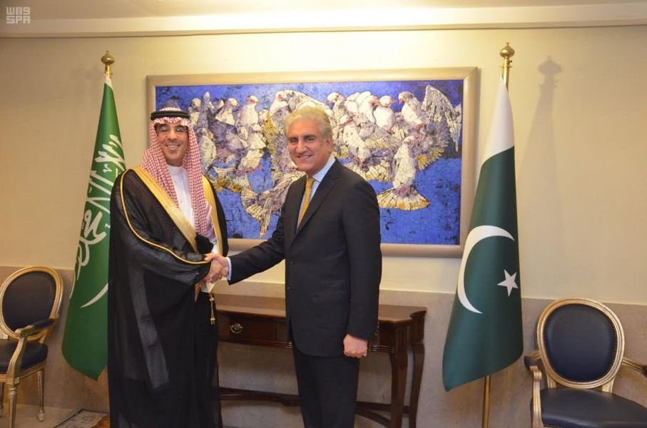 Visiting Minister of Media Meets with Top Level Pakistani Officials