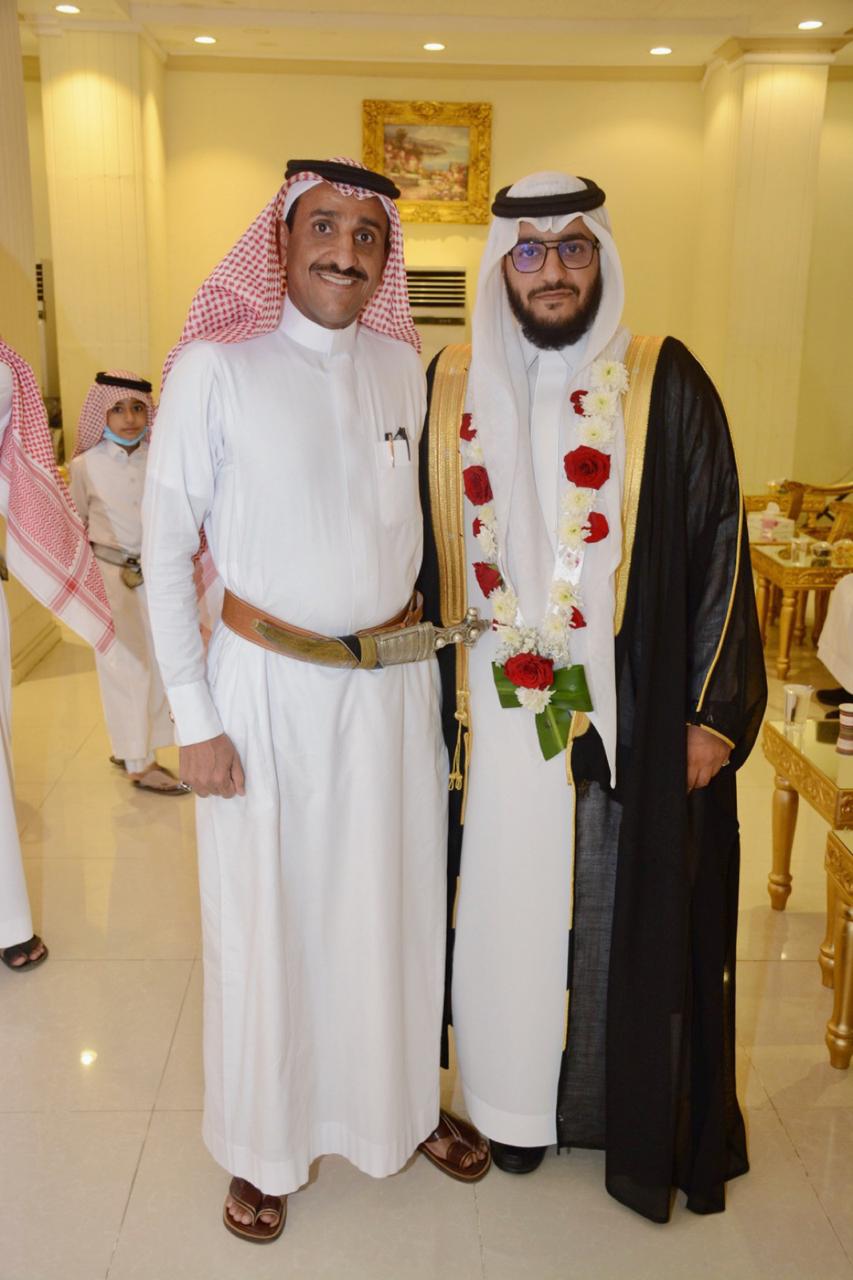"ال الزهيري" يحتفلون بزواج وائل
