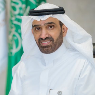 الراجحي يصدر قرارا وزاريًا يقضي بتنظيم عمل العاملين من خلال المنصات الإلكترونية التشاركية