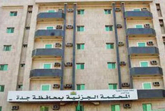 الدوري السعودي: الأهلي والشباب في مواجهة حاسمة